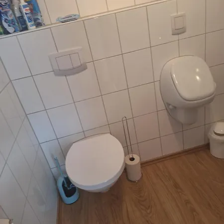 Kapitaen Elmo Emden